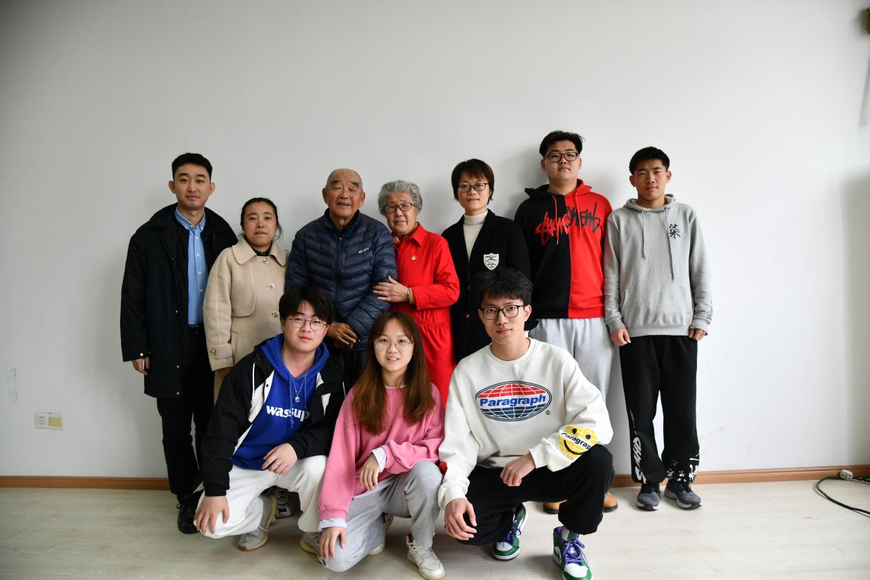 CLC_2076 CLC_2076